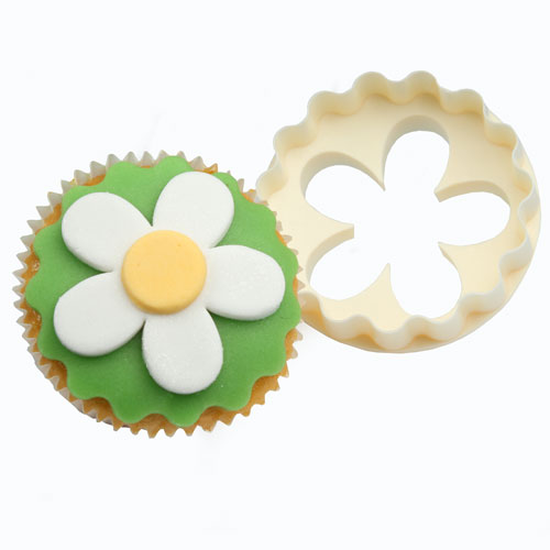 FMM Double Sided Cupcake Cutter Blossom and Scallop